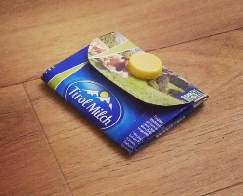 Tetrapak Geldtasche falten