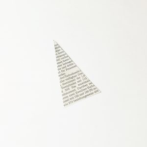 Mini Weihnachtsbaum aus einer Zeitung