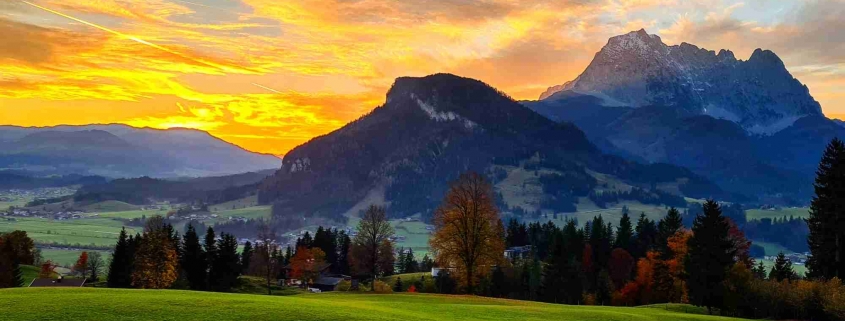 Abendrot im Herbst mit Wilder Kaiser - Kirchdorf in Tirol