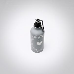 Trinkflasche mit Karabiner zum Gravieren
