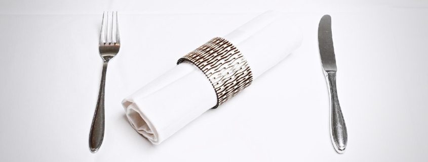 Serviettenknödel aus Holz