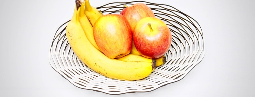 Ovale Schüssel aus Holz